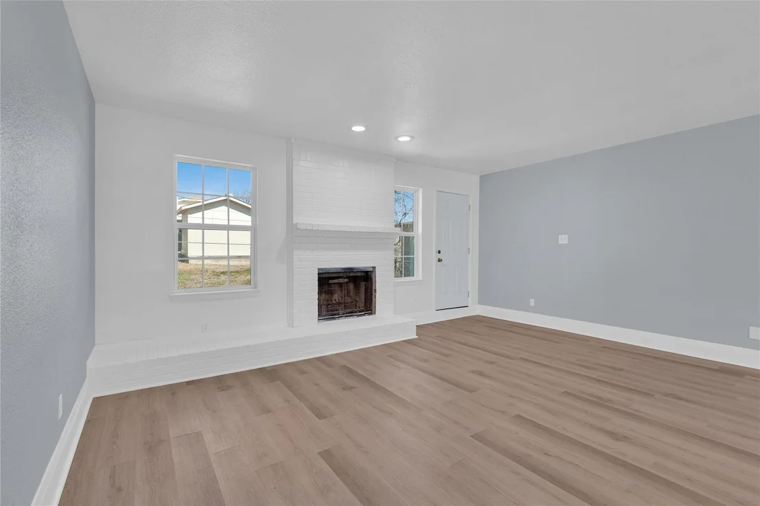 Photo of 2017 Corona DR