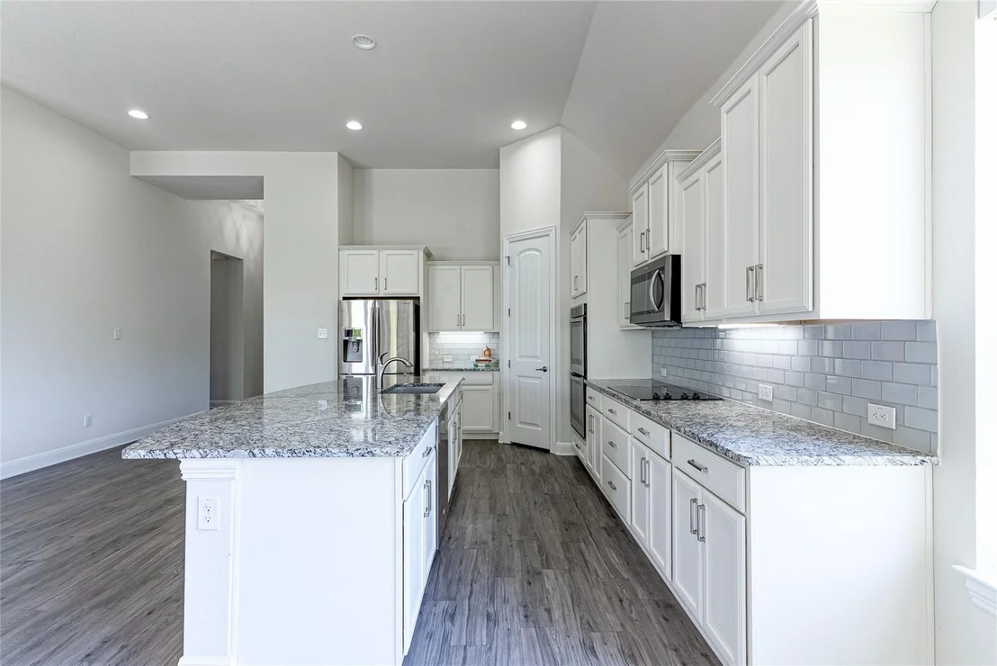 Photo of 833 Tabernash DR