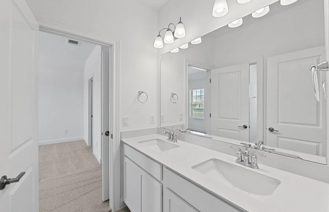 Photo of 2909 Zuni PATH