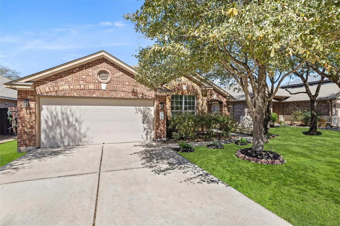 Photo of 471 Bayou Bend DR
