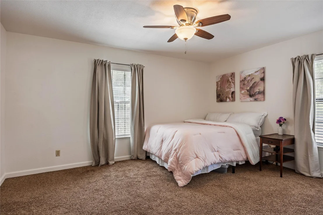 Photo of 446 Roemer RD