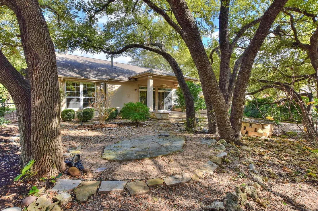 Photo of 103 Blanco CV