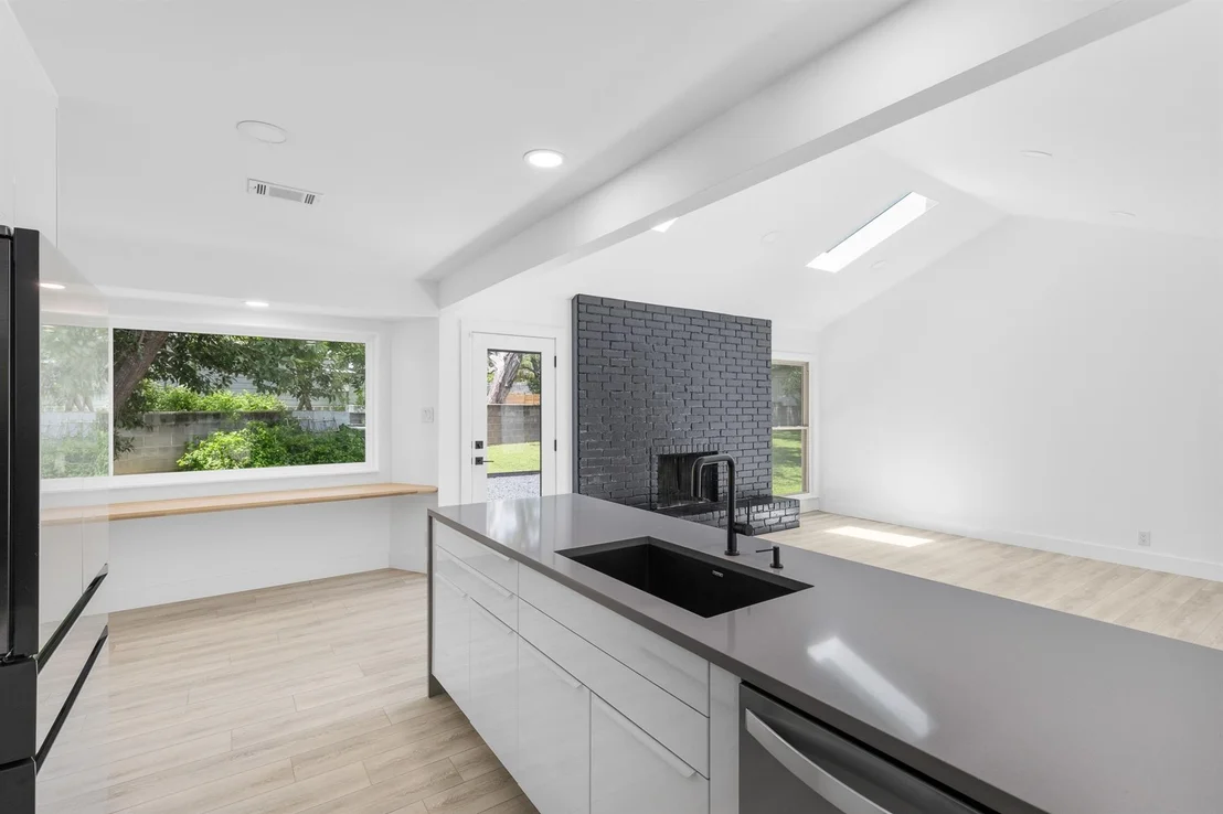 Photo of 7002 Whispering Creek DR