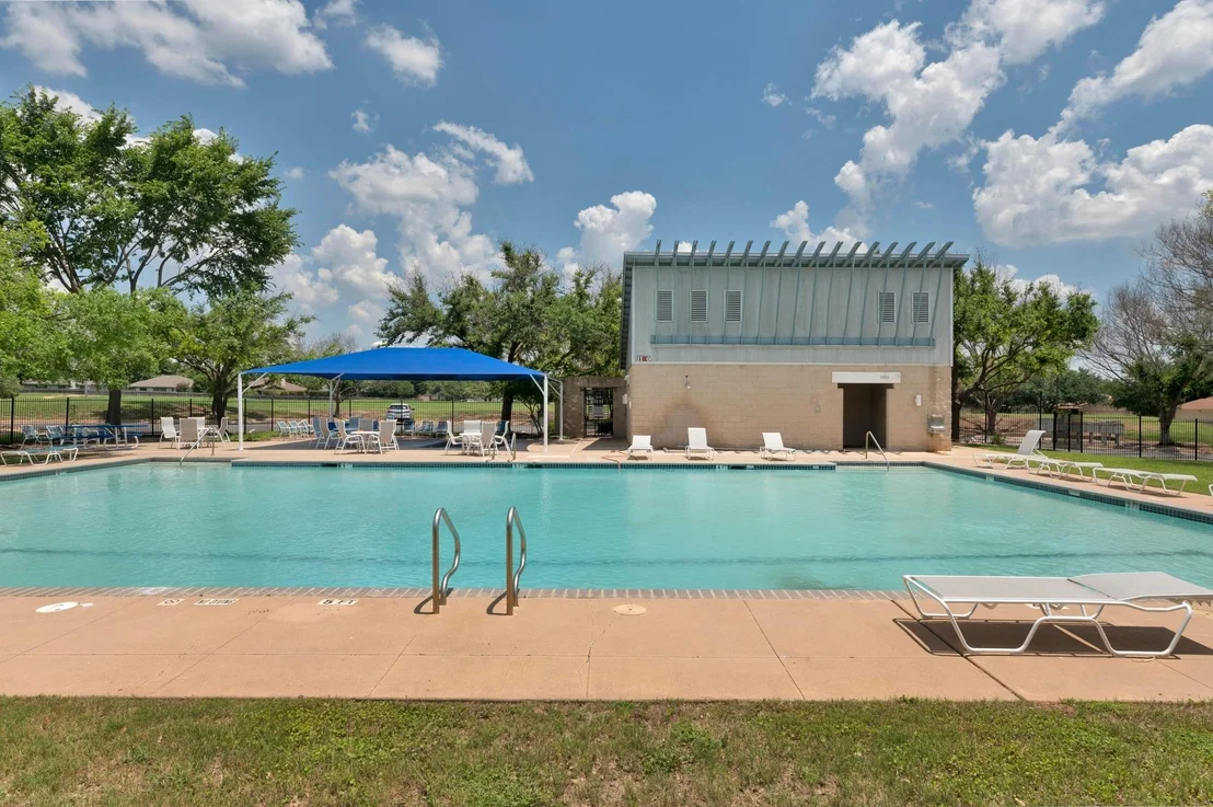 Photo of 1402 Highland DR