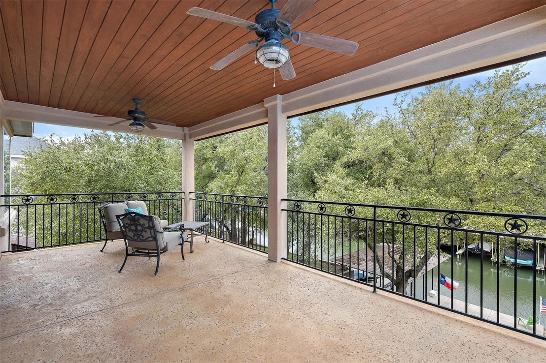 Photo of 118 Bridgepoint DR