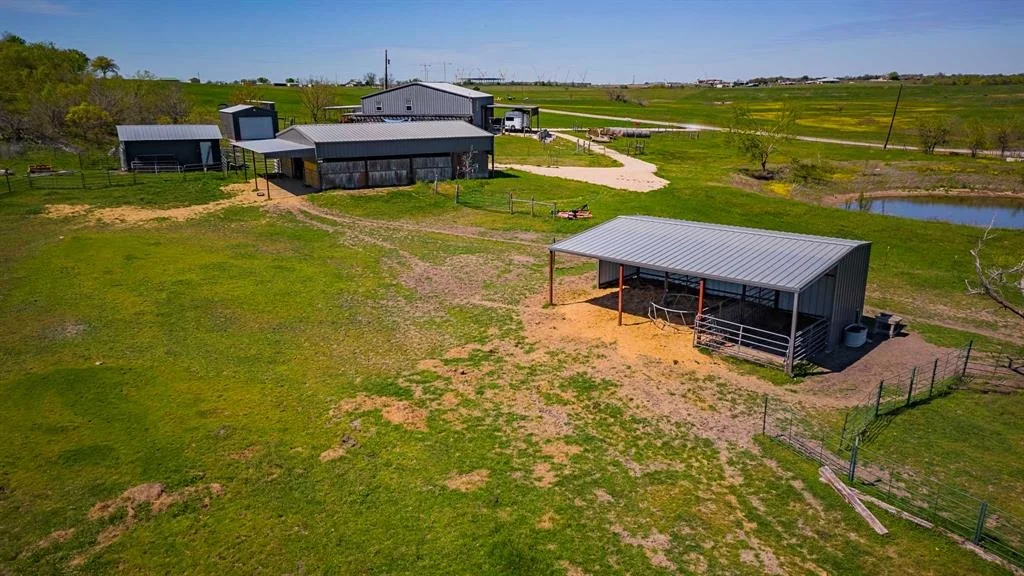 Photo of 941 County Road 405