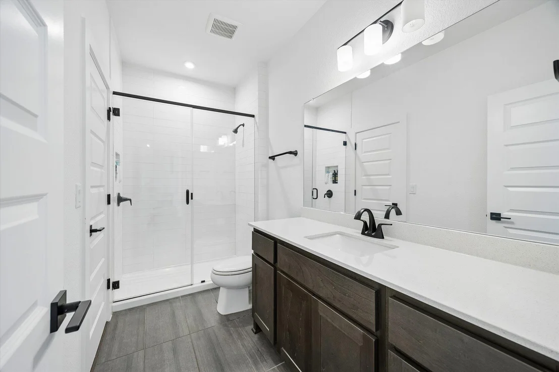 Photo of 2513 Novara TRL