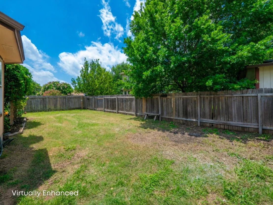 Photo of 105 Dogwood DR
