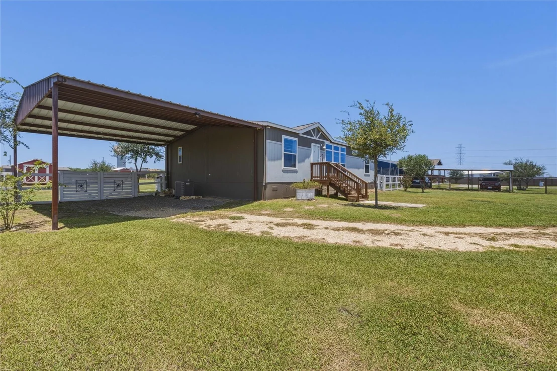 Photo of 293 Alma LN