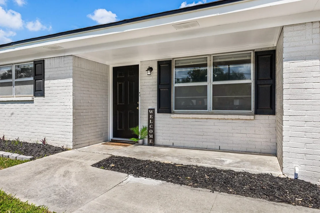Photo of 1302 Phyllis DR