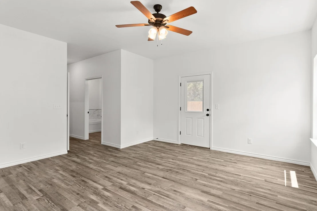 Photo of 828 Elijah LN