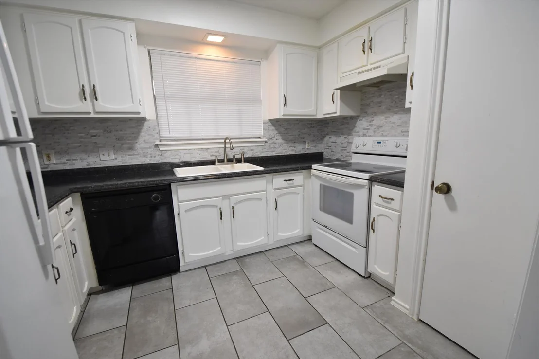Photo of 2000 Millay DR