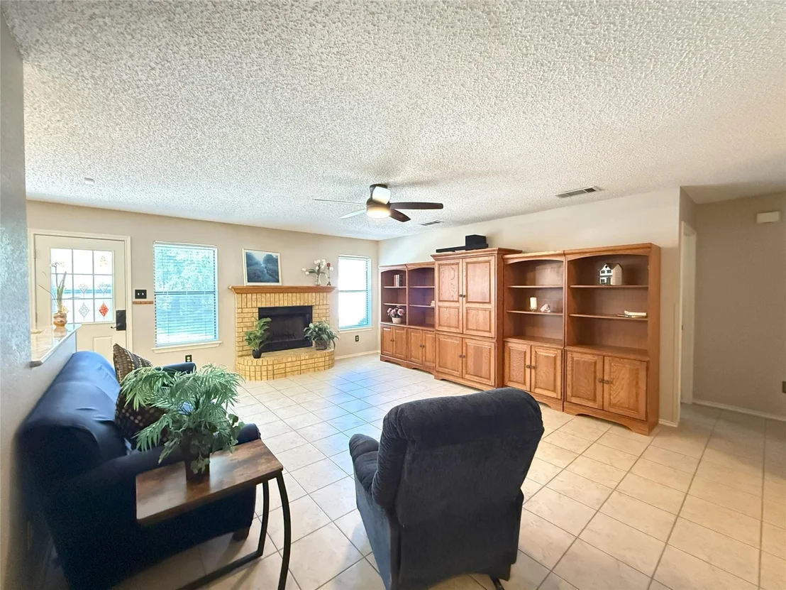 Photo of 1608 Mattie DR