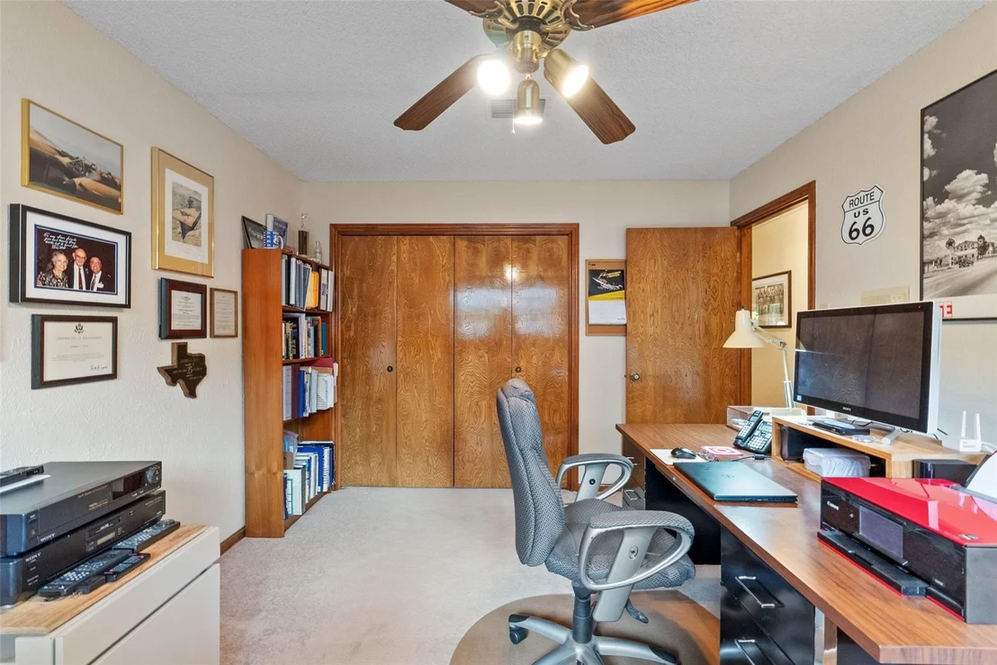 Photo of 1409 Thaddeus CV