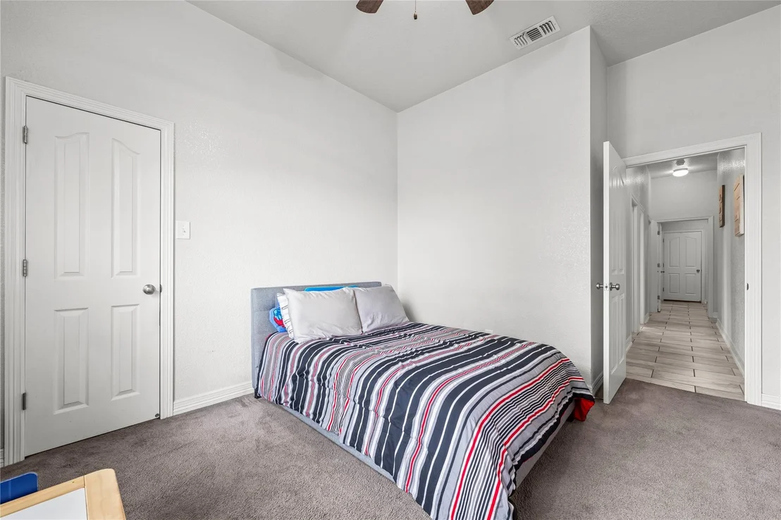 Photo of 4906 Deerwood LOOP