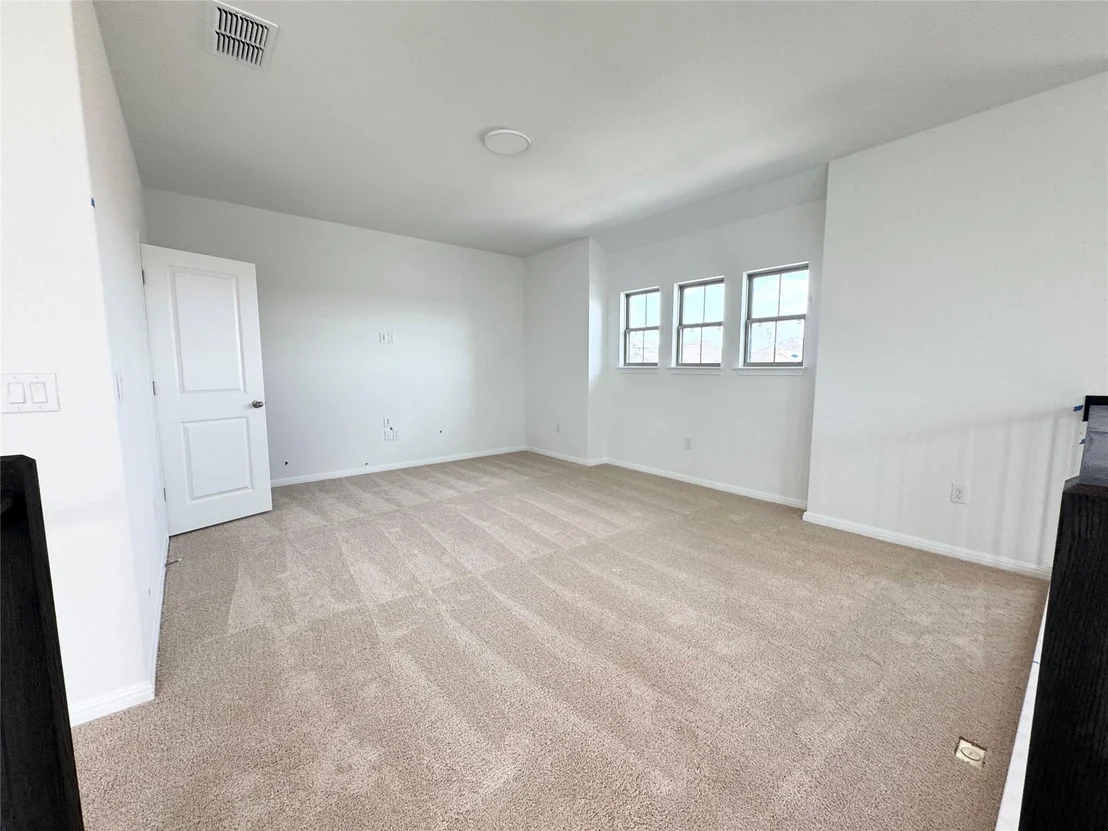 Photo of 484 Young ST