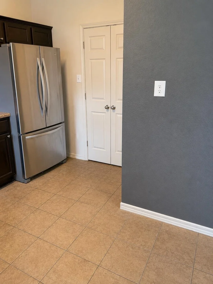 Photo of 124 Langtry LN