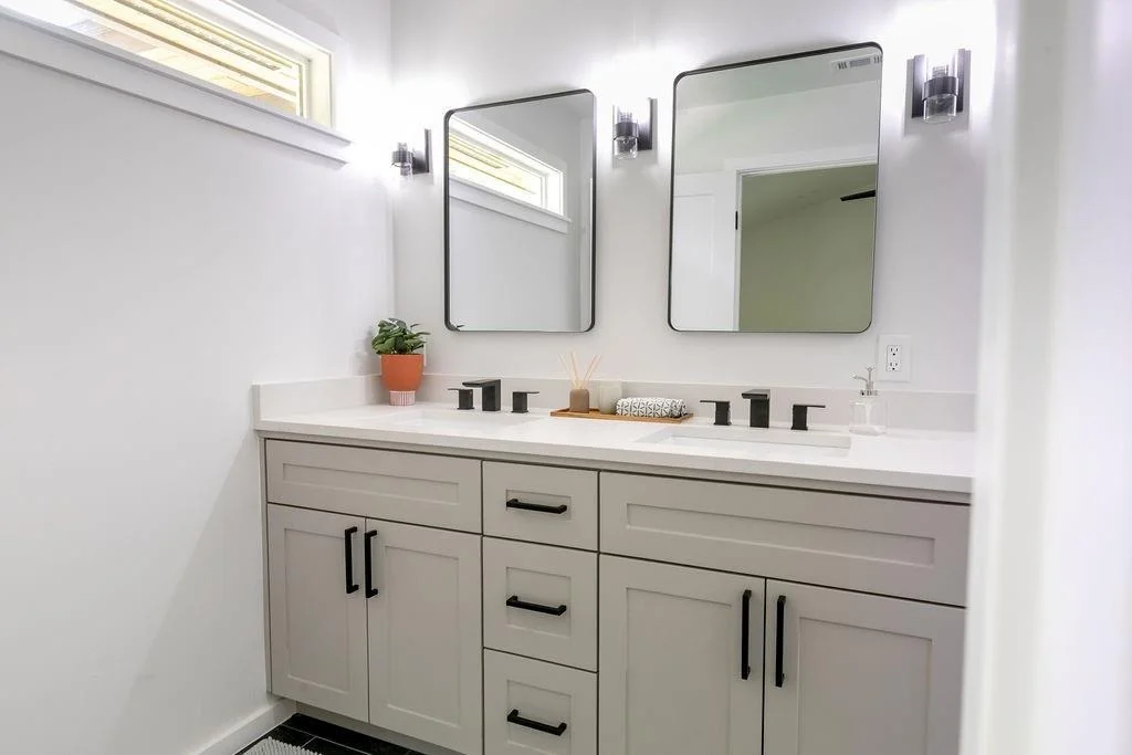 Photo of 2309 Village CIR