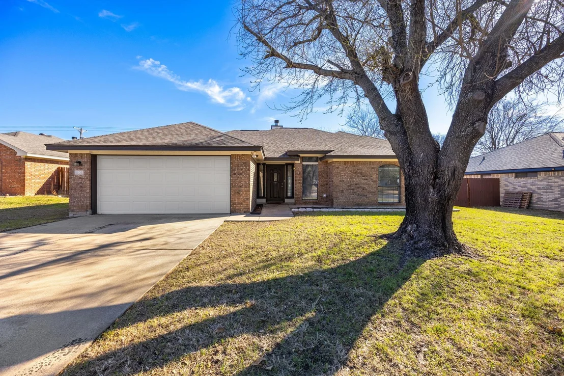 Photo of 5105 Shawn DR