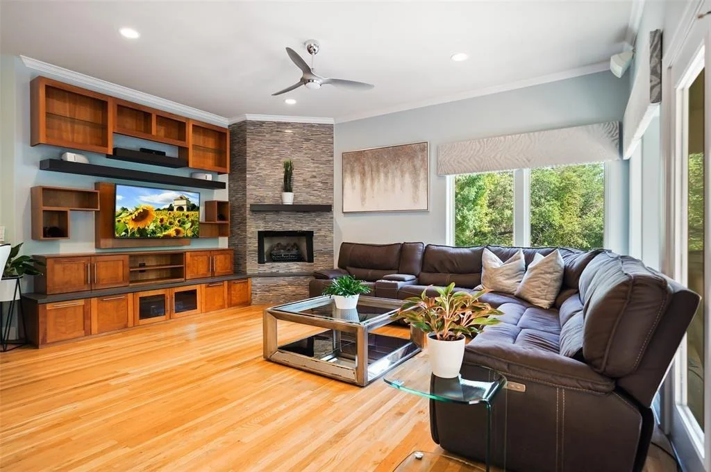 Photo of 107 Squires DR