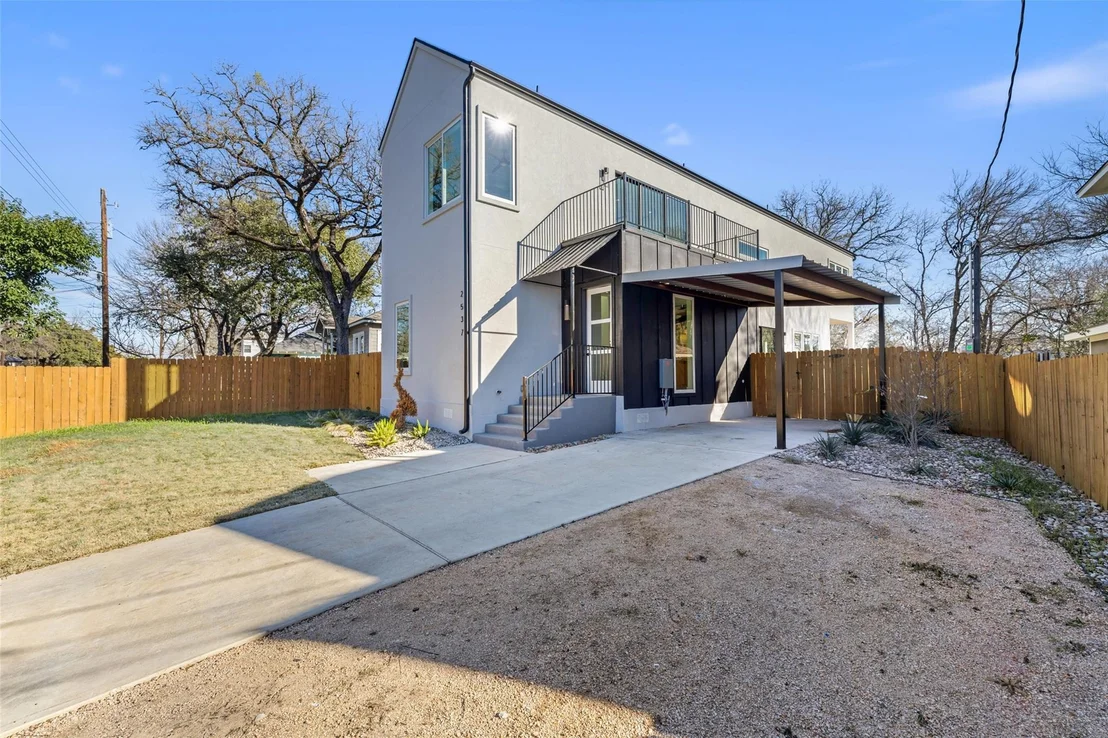 Photo of 2537 Sol Wilson Ave