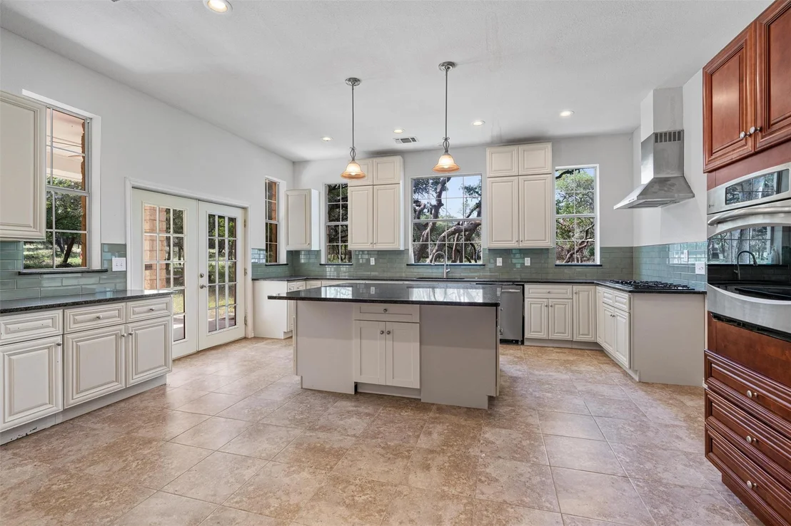 Photo of 601 Deertrail DR
