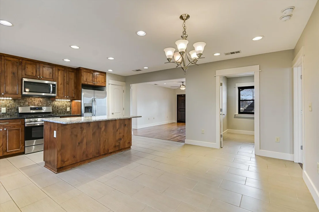 Photo of 1300 Morgan LN