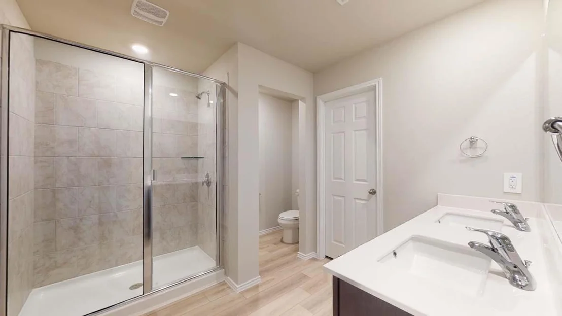 Photo of 501 Hector LOOP