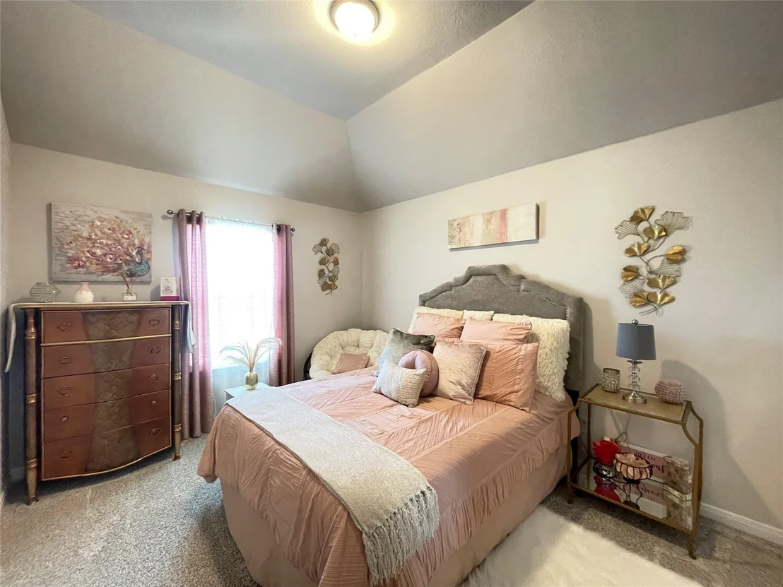 Photo of 804 McLaury CV