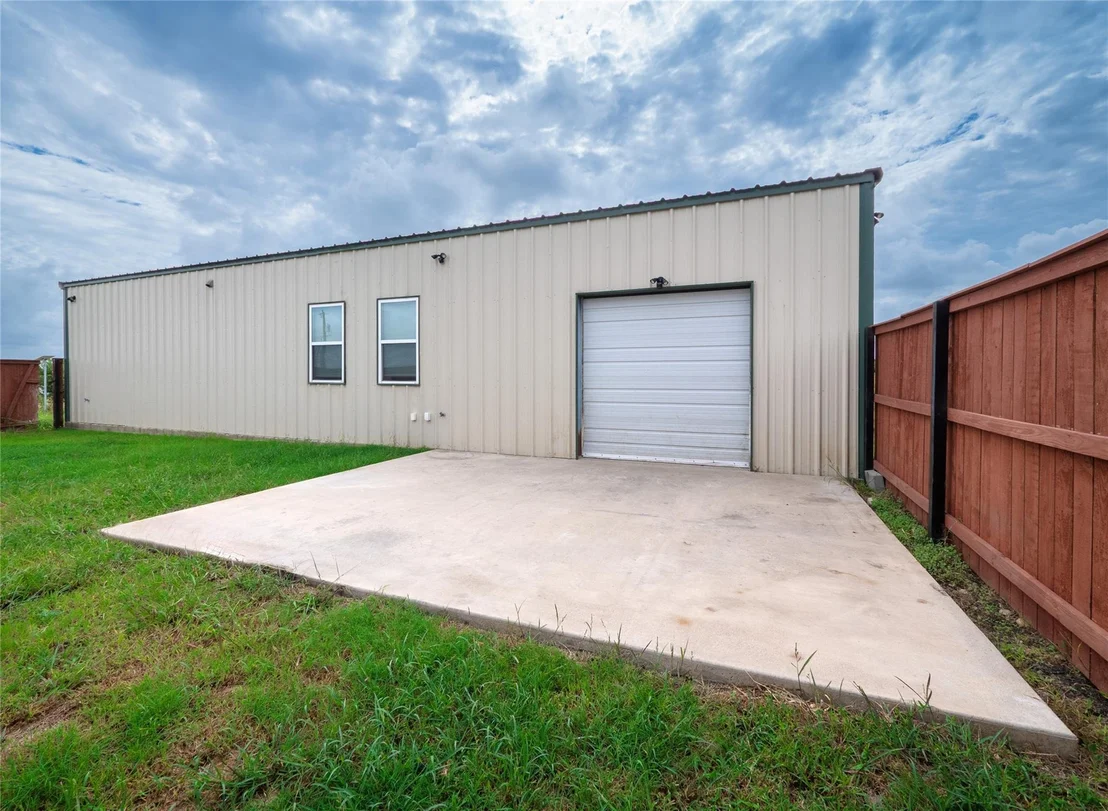 Photo of 1889 County Road 487