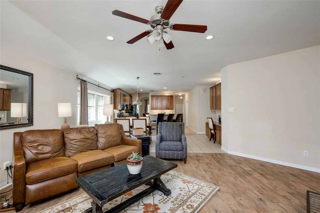 Photo of 1323 Talley LOOP
