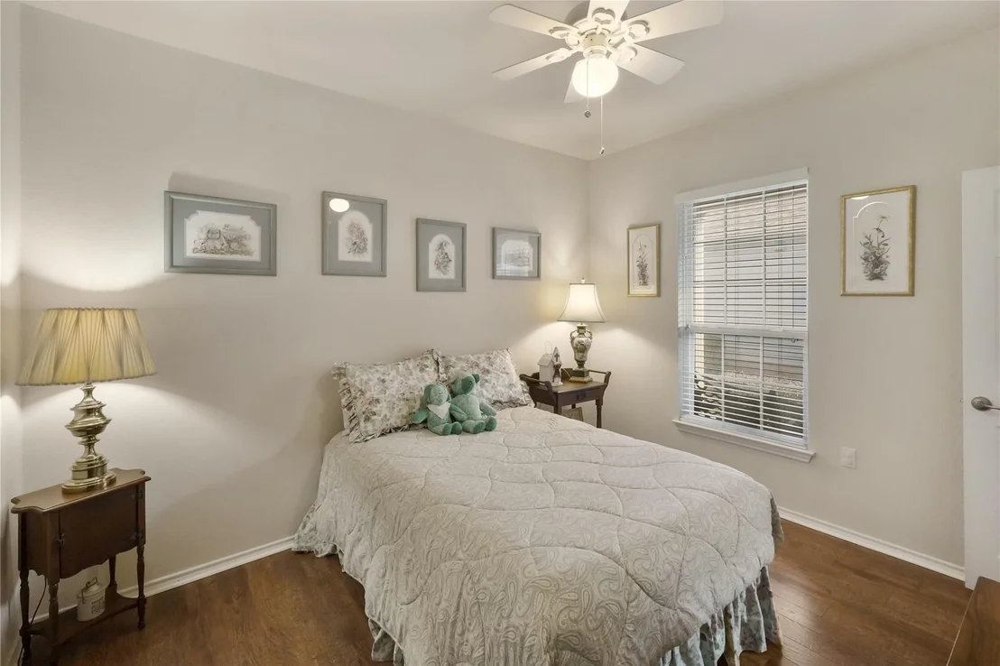 Photo of 113 Hampton CIR