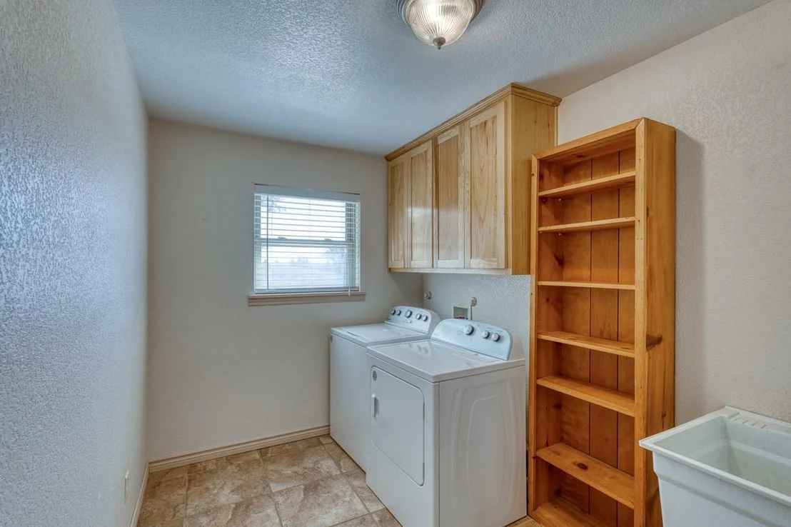 Photo of 1129 Lonesome LOOP
