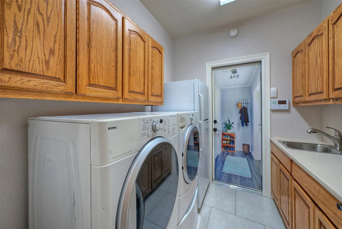 Photo of 11021 River Plantation DR