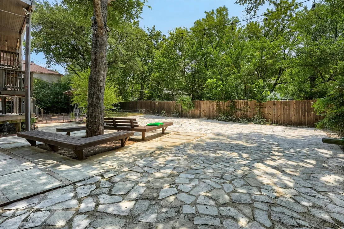 Photo of 9302 Rolling Oaks TRL