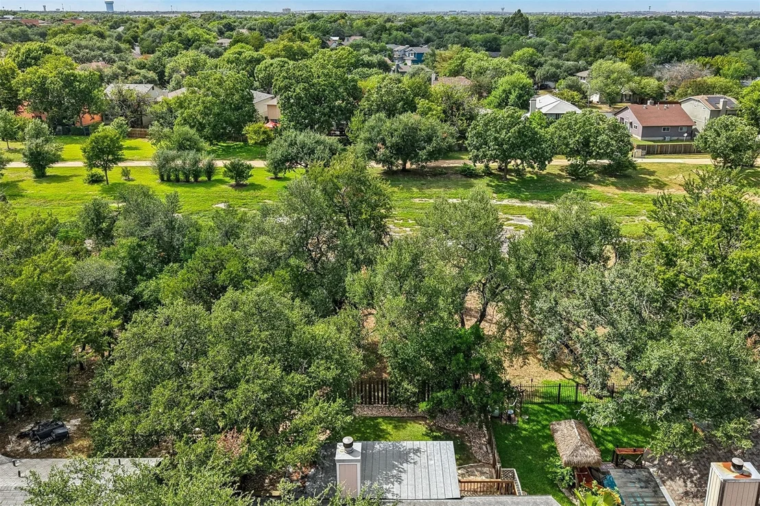 Photo of 7414 Dallas DR
