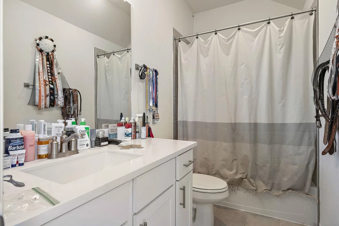 Photo of 100 Windgate DR