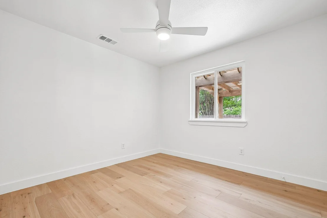 Photo of 3216 Plantation RD