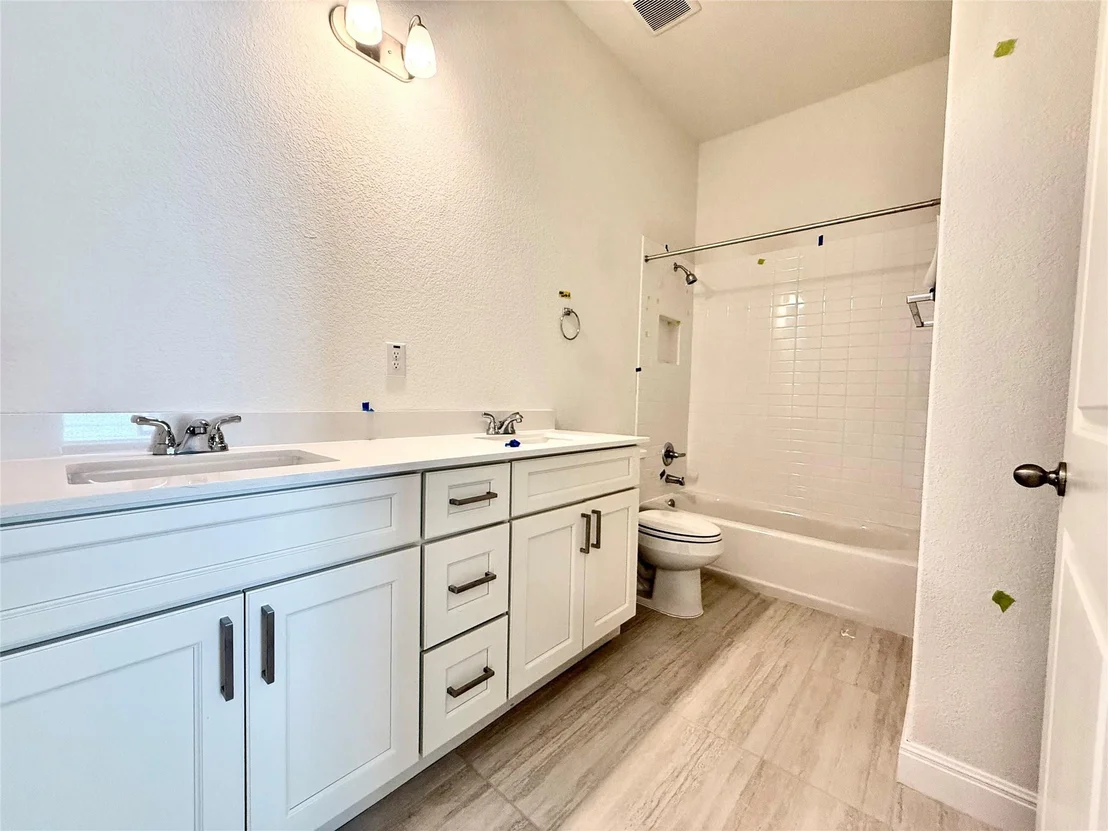 Photo of 5841 Marsh LN