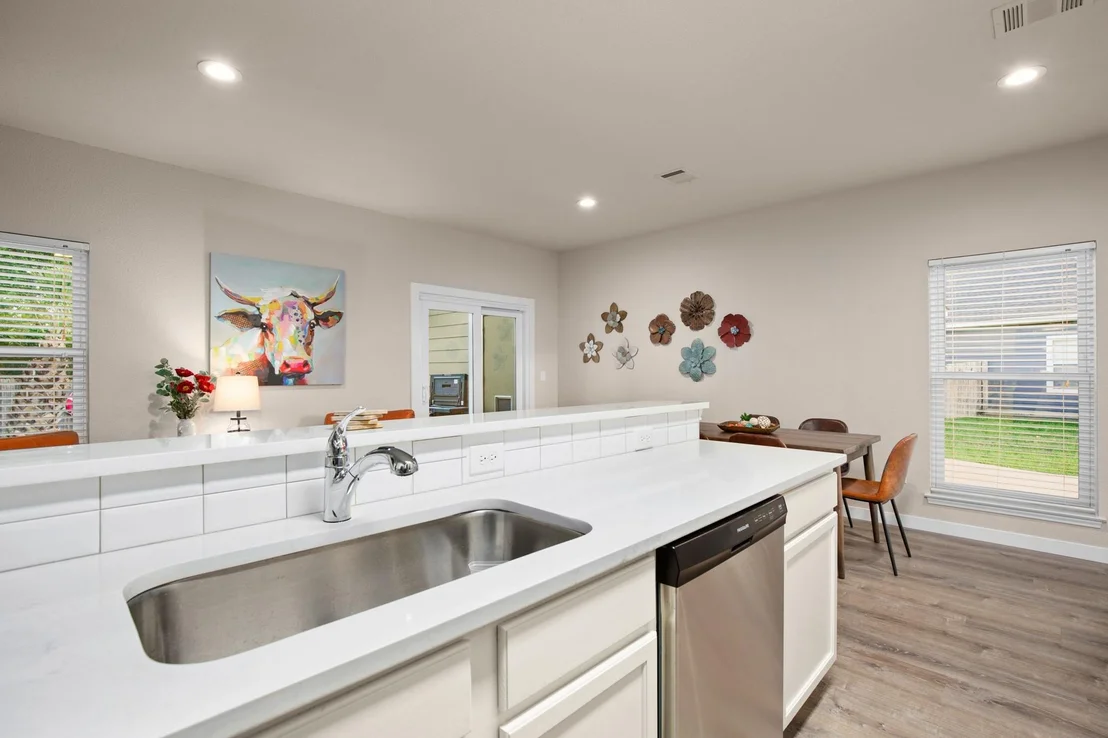 Photo of 2534 Georgian DR