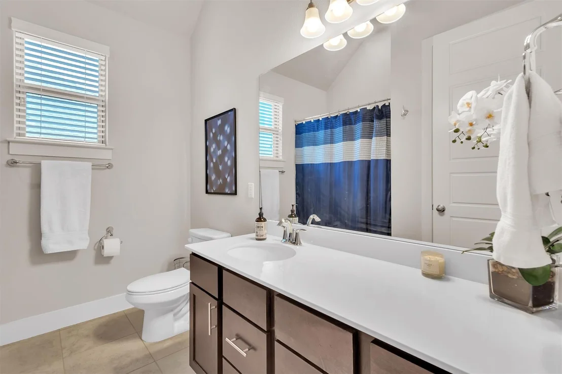 Photo of 321 Millard ST