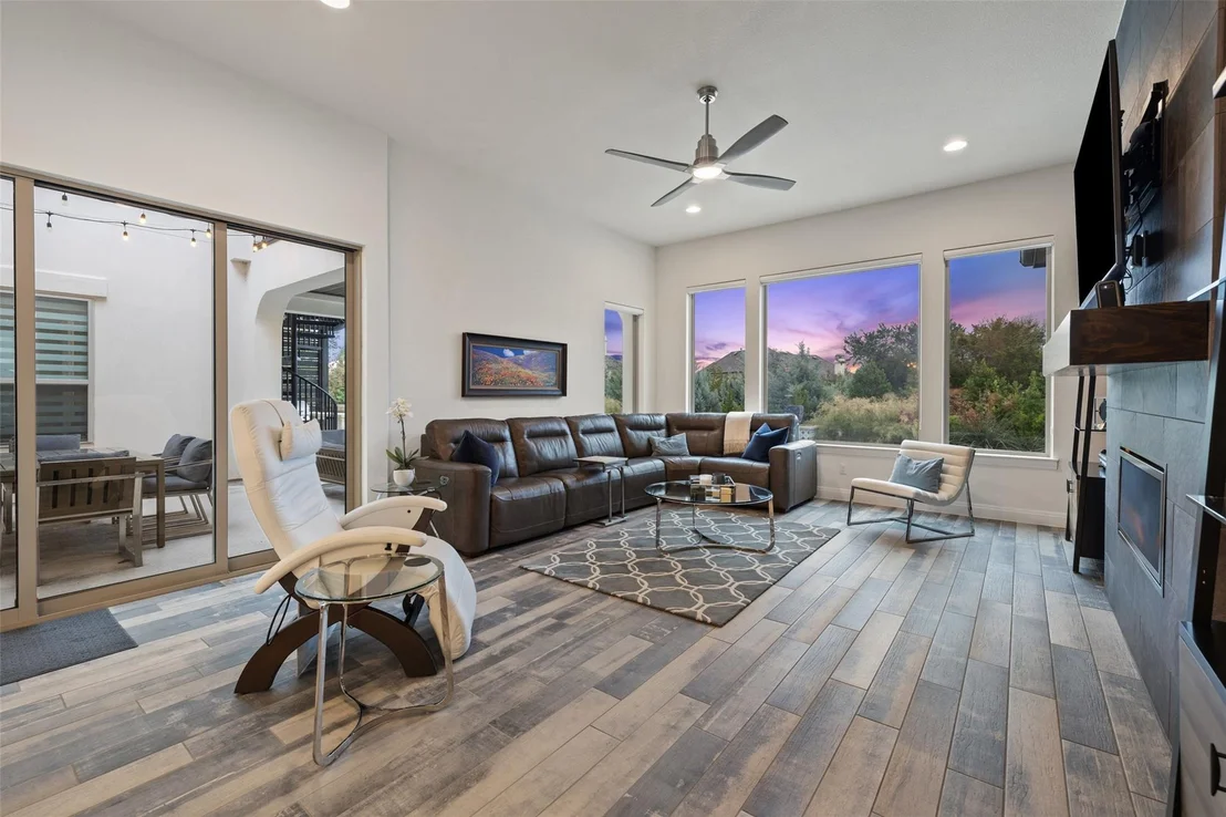 Photo of 403 Prosecco PL