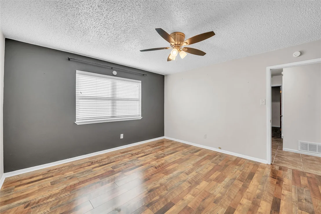 Photo of 613 Manning DR