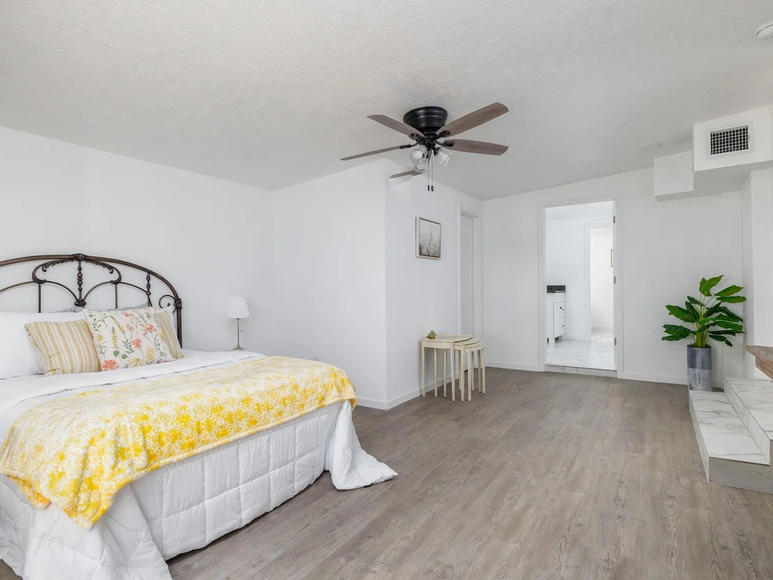 Photo of 202 N Arendell