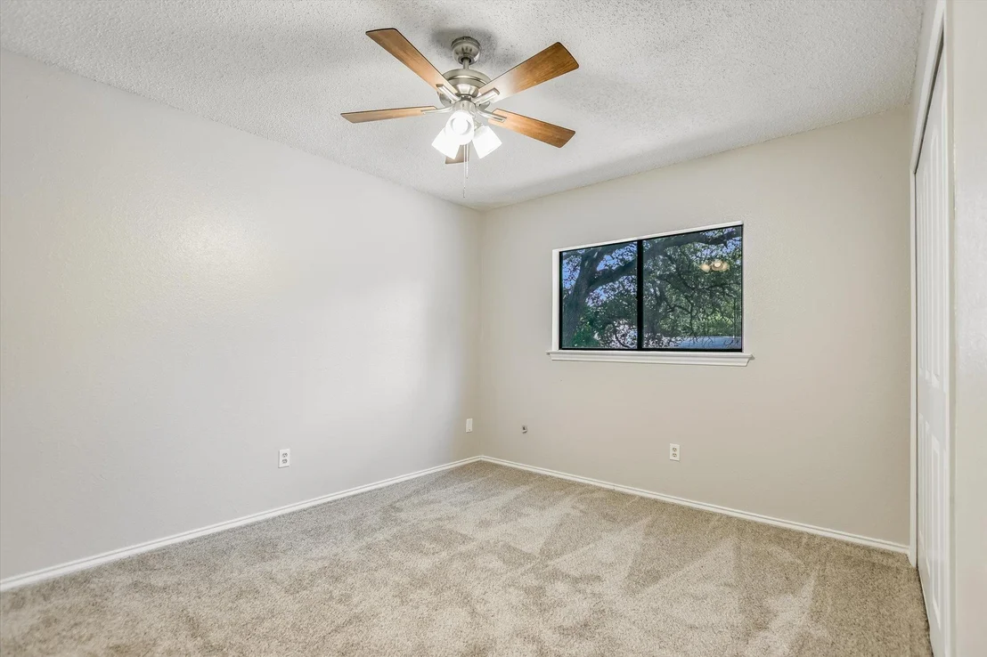 Photo of 13001 Garfield LN