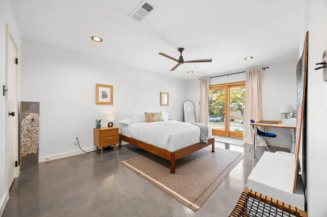 Photo of 3807 Cedar GLN