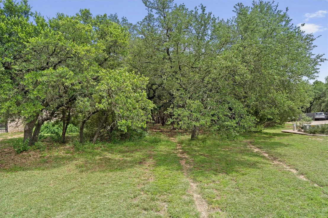 Photo of 120 E Rustle CV