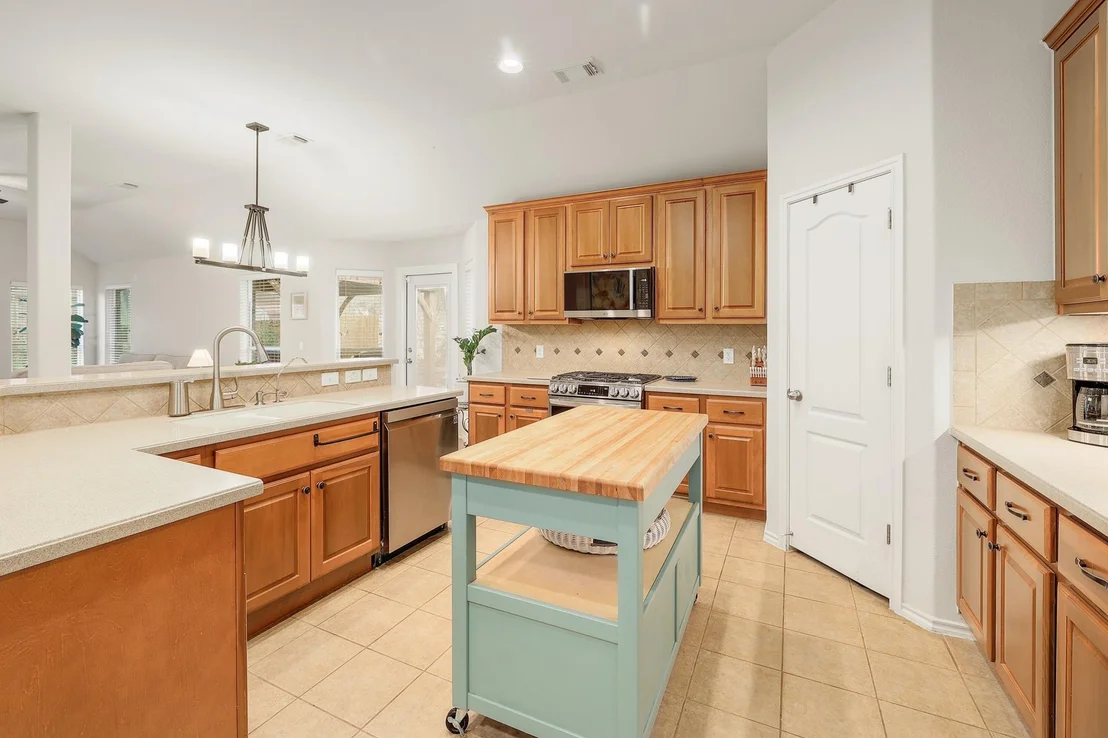 Photo of 3802 Azur LN