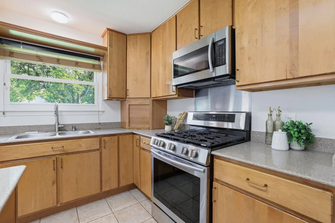 Photo of 13408 Bolivia DR