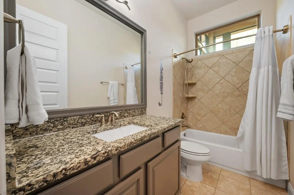 Photo of 465 Linden LOOP